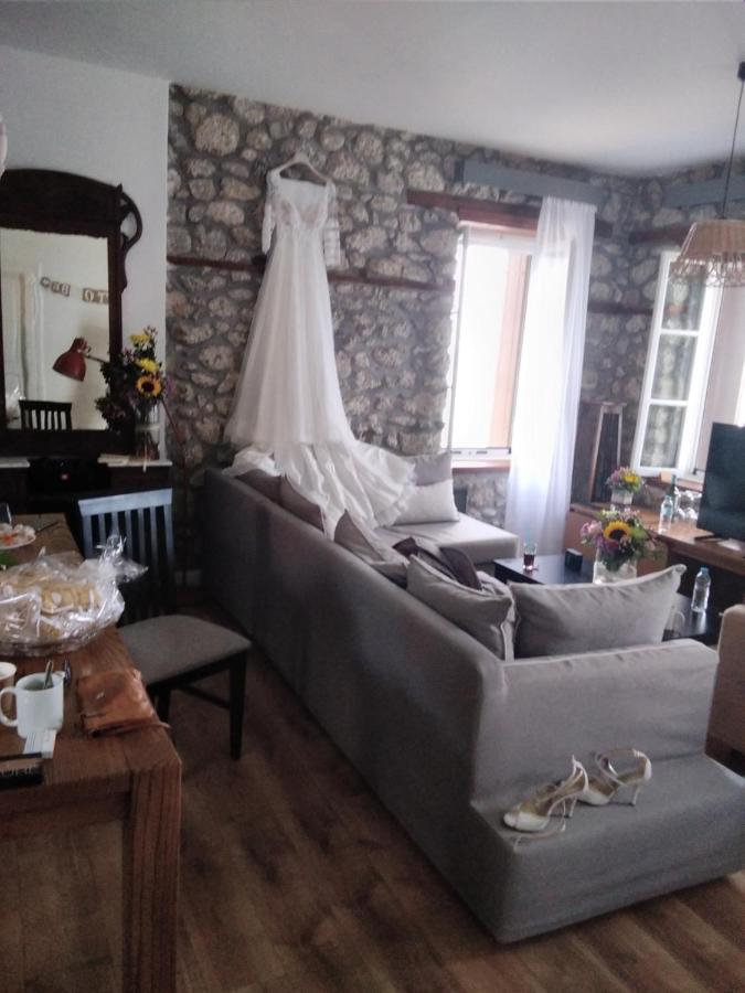 Ferienwohnung Crecian Water Front Aigeira Exterior foto